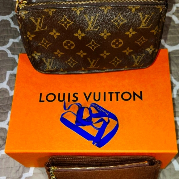 Louis Vuitton Pochette Accessoires DATE STAMPED VI0061 - Picture 3 of 12